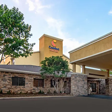Comfort Suites Nw Dallas Near Love Field